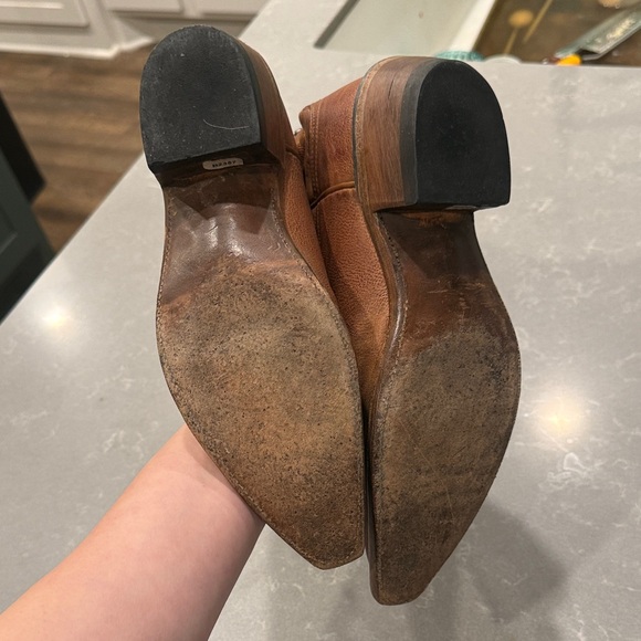 Lucchese Tan Leather Cowboy Boots with Stud Accents - Picture 5 of 9